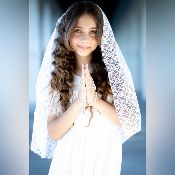 Holy Communion Dress & Veil 🕊️ - Picture 2 of 7
